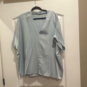 JODIFL 1xl baby blue animal print top
